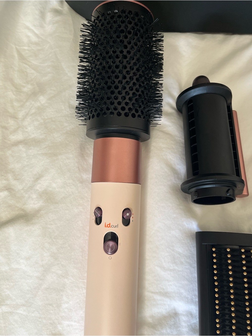 Dyson Airwrap i.d. Multi-styler and dryer Straight+Wavy Ceramic Pink/Rose Gold) - Picture 2 of 8